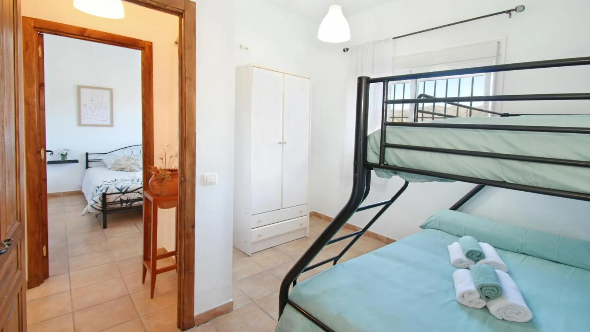 Casa Avila Comares