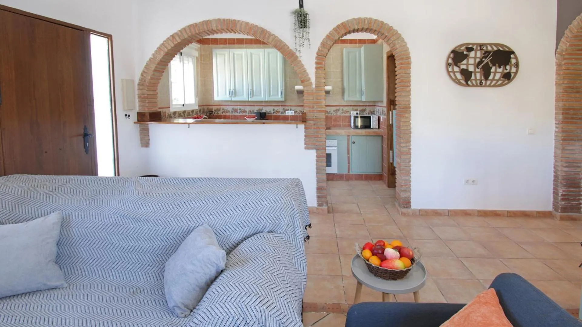 Casa Avila Comares